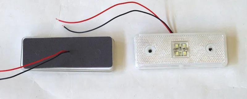 12V Диоден 4 LED ЛЕД Маркер габарит токос светлина за камиони бус ван ремарке каравана - 110 мм х 40 мм - бял MAR030 - 0