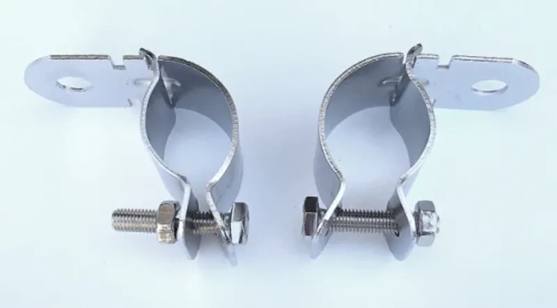 Метални скоби за закрепване на универсални халогени - 0