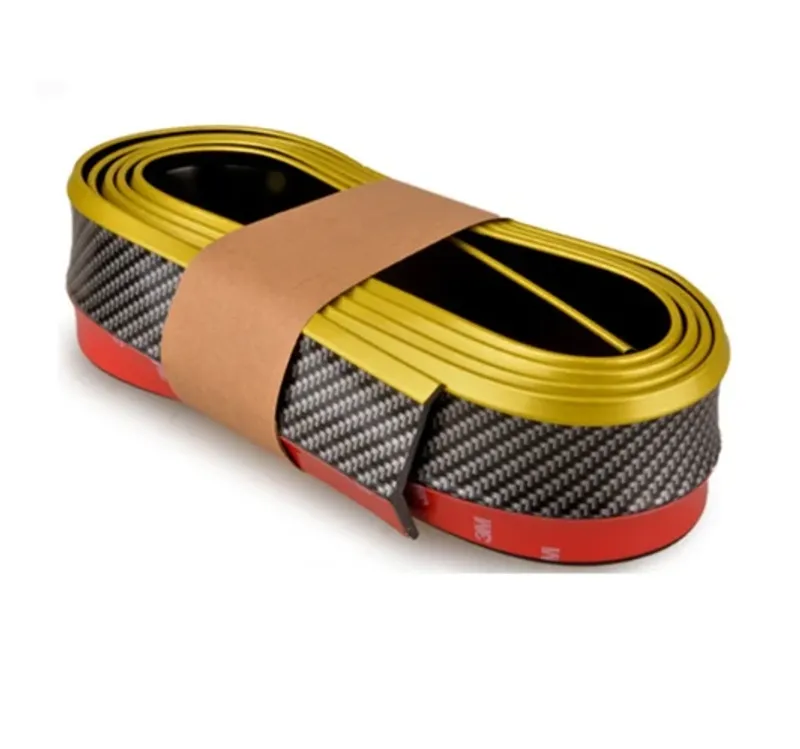 Универсален спойлер за броня и прагове карбон карбонов със златна лента 5см x 2.5м - 0