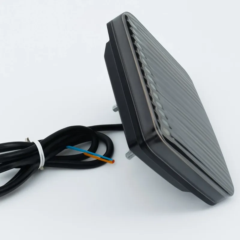 LED оранжев сигнален габарит с 70 диода, 12-24V, опушен - 0