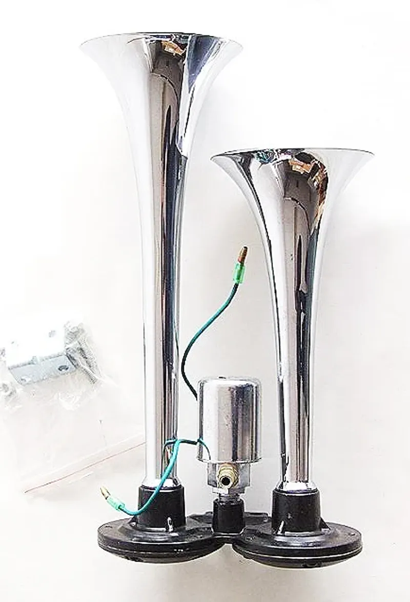 Тромба клаксон двойна 12-24V за автомобили джипове бусове и камиони - 0